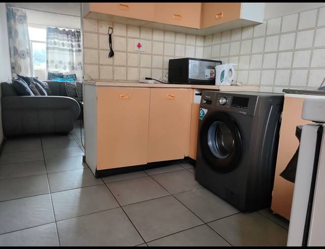 0.5 BEDROOM FLAT FOR SALE IN ARCADIA